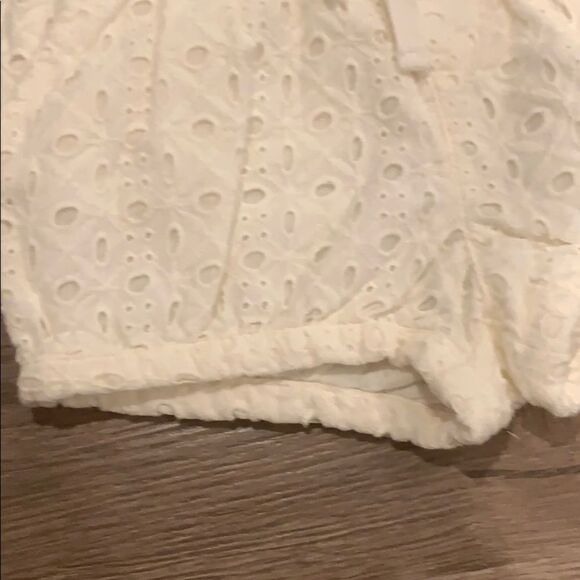 🎉1 hr sale🎉Gap white dressy short - Picture 4 of 7
